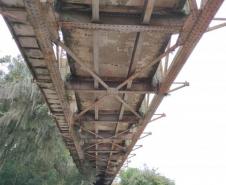 Governo assina contrato para reforma da ponte de ferro entre Lapa e Campo do Tenente