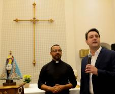 Governador Carlos Massa Ratinho Junior recebe a imagem de Nossa Senhora do Rocio no Palacio Iguaçu