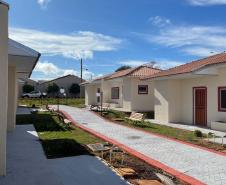 Governo do Paraná inaugura condomínio do idoso de Cornélio Procópio
