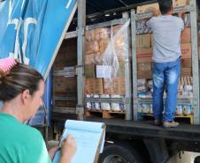 Governo inicia entrega de alimentos não perecíveis para merenda em 2,1 mil escolas
