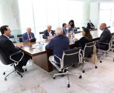 Chefes dos Poderes do Paraná divulgam nota em defesa da Democracia