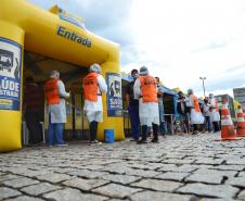 Campanha de vacinação contra a Covid-19 completa dois anos no Paraná