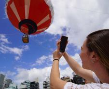 Beleza contemplada do alto: voo de balão estreia no Verão Maior Paraná