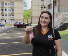 Casa Fácil Paraná ajudou quase 32 mil famílias a realizarem o sonho da casa própria. Na foto, Franciane Silva Santana.