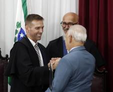 Vice-governador acompanha a posse da nova mesa diretora do Tribunal de Contas do Paraná 