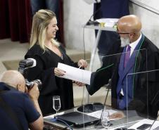 Vice-governador acompanha a posse da nova mesa diretora do Tribunal de Contas do Paraná 