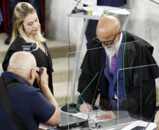 Vice-governador acompanha a posse da nova mesa diretora do Tribunal de Contas do Paraná 