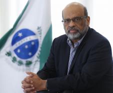 Ratinho Junior anuncia mais cinco nomes do novo governo. Secretário da Fazenda, Renê Garcia 