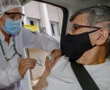 Campanha de vacinação contra a Covid-19 completa dois anos no Paraná