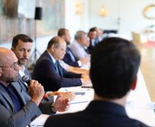 Em reunião com secretariado, governador reforça pedido de gestão guiada pela eficiência
