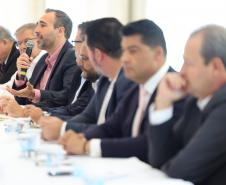 Em reunião com secretariado, governador reforça pedido de gestão guiada pela eficiência