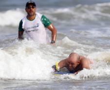 Verão Maior Paraná - Praia Brava de Guaratuba Federação Paranaense de Bodyboarding, do Instituto Guaramar e da prefeitura de Guaratuba, promoveram um evento com PCD - pessoas com deficiência, de pratica do esporte Bodyboarding.