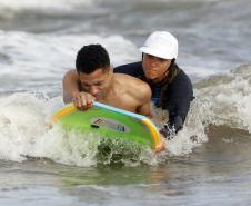 Verão Maior Paraná - Praia Brava de Guaratuba Federação Paranaense de Bodyboarding, do Instituto Guaramar e da prefeitura de Guaratuba, promoveram um evento com PCD - pessoas com deficiência, de pratica do esporte Bodyboarding.