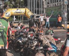 Mais de 1.200 pessoas acompanharam a festa de premiação do Rally Transparaná