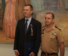 Casa Militar comemora 95 anos e condecora autoridades com medalhas de mérito