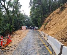 DER/PR libera Estrada da Graciosa após remoção de material e reforço de segurança