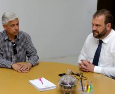 Conheça Rock e Roberto Leite, cão-guia e servidor cego que vão trabalhar no Governo do Paraná
