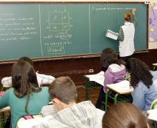 Educação abre inscrições do concurso público para professores da rede estadual