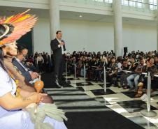Governador sanciona lei que cria o Conselho dos Povos Indígenas do Paraná