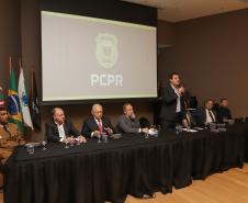 Governador comemora avanços na segurança pública em entrega de homenagens da Polícia Civil