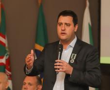 Governador comemora avanços na segurança pública em entrega de homenagens da Polícia Civil