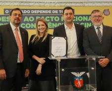 Paraná é o 1º estado a unir todos os Poderes no Pacto Nacional pela Consciência Vacinal