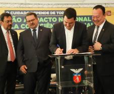 Paraná é o 1º estado a unir todos os Poderes no Pacto Nacional pela Consciência Vacinal