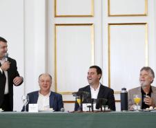 Governador recebe organizadores da Marcha para Jesus 2023, que acontecerá no dia 20 de maio