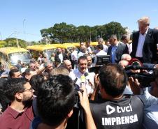 Governador entrega mais 173 ônibus escolares para a rede pública do Paraná