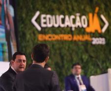 Governador apresenta ações que geraram salto do ensino público do Paraná em evento nacional