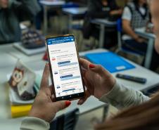 Tecnologia de reconhecimento facial na chamada chega a 1,6 mil colégios da rede estadual
