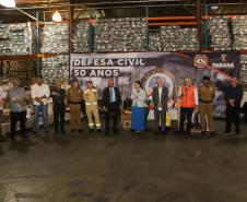 Piana entrega equipamentos para Bombeiros e "kits de resposta" a eventos climáticos para cidades