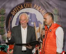 Piana entrega equipamentos para Bombeiros e "kits de resposta" a eventos climáticos para cidades