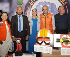 Piana entrega equipamentos para Bombeiros e "kits de resposta" a eventos climáticos para cidades