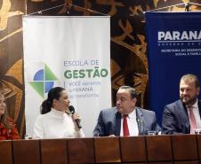 Governo lança programa que garante fraldas e absorventes a crianças e adolescentes