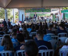 Piana inaugura obras de pavimentação, praças e anuncia novos investimentos para Jesuítas
