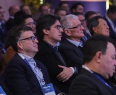 Governador destaca força das cooperativas e anuncia programas de R$ 750 milhões para o setor