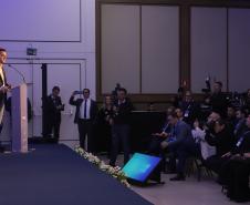 Governador destaca força das cooperativas e anuncia programas de R$ 750 milhões para o setor