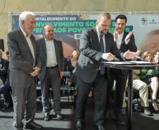 Estado amplia investimentos em assistência social e reforça ações da área em mais 140 municípios