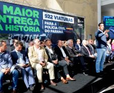 O governador Carlos Massa Ratinho Junior entregou nesta segunda-feira (5) 922 viaturas para todas as unidades da Polícia Civil do Paraná, a maior renovação de frota da história do Estado.