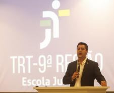 Governador participa de fórum sobre combate ao trabalho infantil e destaca ações na educação