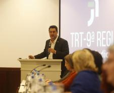 Governador participa de fórum sobre combate ao trabalho infantil e destaca ações na educação