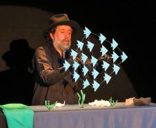 Programação cultural tem atividades artísticas de férias, shows e Festival de Bonecos