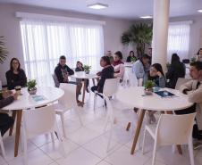 Com apoio do Estado, 111 famílias de Araucária conquistam a casa própria