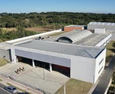 Governo inaugura última escola paralisada pela Operação Quadro Negro, em Campo Largo