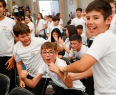 Governador inaugura escola estadual com capacidade para 900 estudantes em Ortigueira