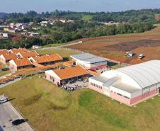 Governador inaugura escola estadual com capacidade para 900 estudantes em Ortigueira