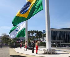 Em solenidade em Curitiba, governador abre comemorações da Semana da Pátria