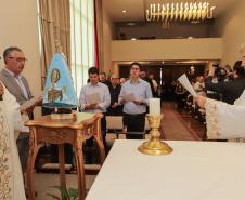 Palácio Iguaçu recebe imagem peregrina de Nossa Senhora do Rocio, Padroeira do Paraná