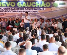 Governador entrega obras no Trevo Gauchão e a duplicação da PR-323 em Umuarama